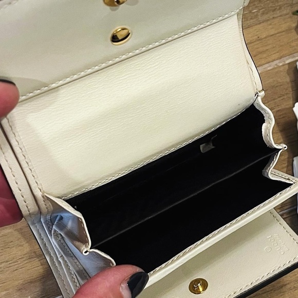 AUTHENTIC Full Set GUCCI SYLVIE LEATHER WALLET TRI FOLD WHITE & GOLD - Picture 5 of 12
